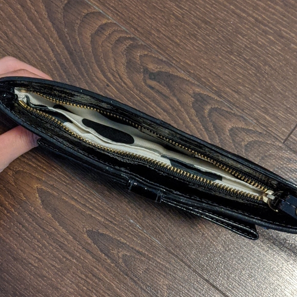 Kate Spade Wristlet - Picture 3 of 3